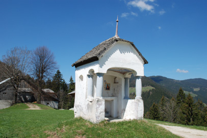 Koprivna - Kapelica pri cerkvi sv. Jakoba