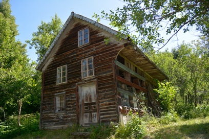 Dolenja Podgora - Fricečeva čebelnjak in sušilnica