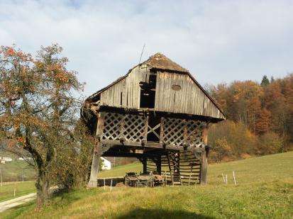 Voglajna - Kozolec na domačiji Voglajna 1
