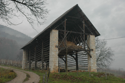 Semič - Grajski toplar na Vrtači