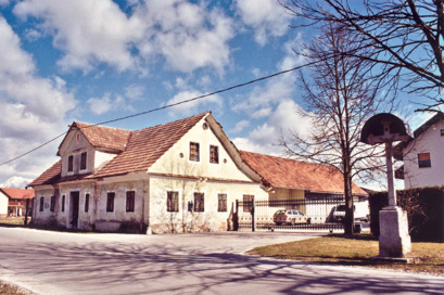 Loka pri Mengšu - Hiša Trzinska 28