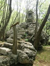 Vitovlje - Znamenje sv. Lucije