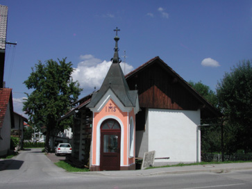 Veliko Mlačevo - Kapelica