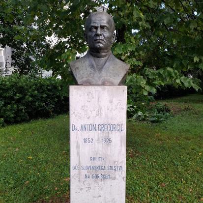 Nova Gorica - Spomenik Antonu Gregorčiču