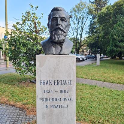 Nova Gorica - Spomenik Franu Erjavcu