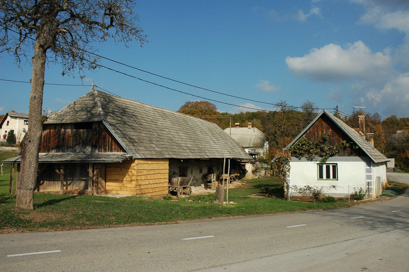 Črešnjevec pri Semiču - Škofova domačija