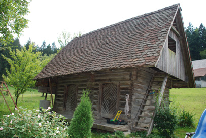 Šmiklavž - Kašča na domačiji Šmiklavž 16