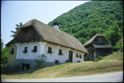 Kunšperk - Gospodarsko poslopje na domačiji Kunšperk 14