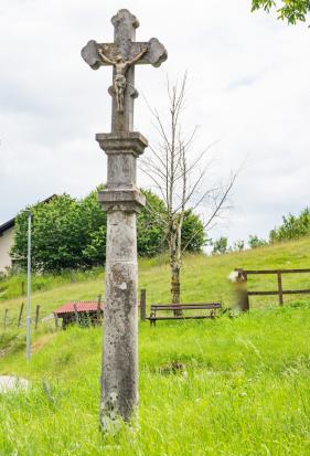 Zagorje pri Pivki - Križ v Zadoucih