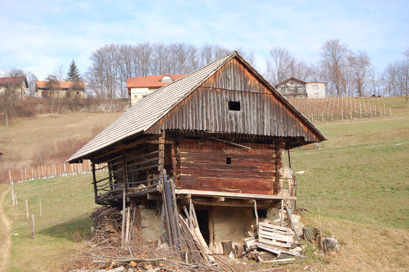 Bobovo pri Šmarju - Kašča na domačiji Bobovo pri Šmarju 6