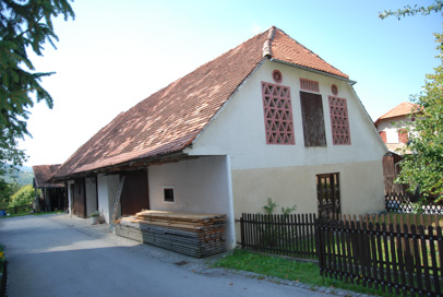 Bistrica ob Sotli - Gospodarsko poslopje domačije Bistrica ob Sotli 58