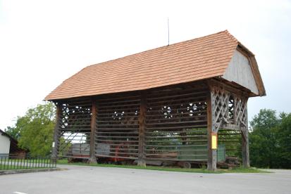 Andraž nad Polzelo - Kozolec na domačiji Andraž nad Polzelo 68