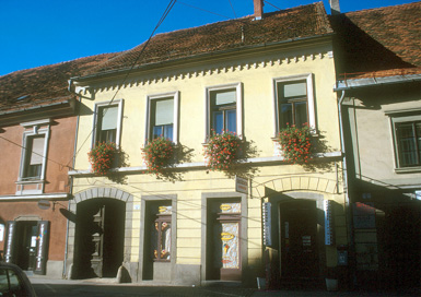 Ptuj - Hiša Krempljeva 8