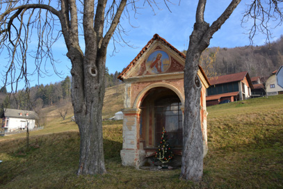 Andraž nad Polzelo - Kapelica na domačiji Andraž nad Polzelo 113