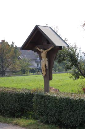 Selo pri Žirovnici - Razpelo ob cesti skozi vas