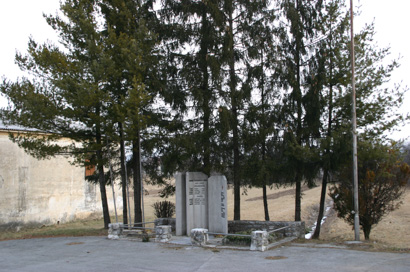 Zagorje pri Pivki - Spomenik NOB