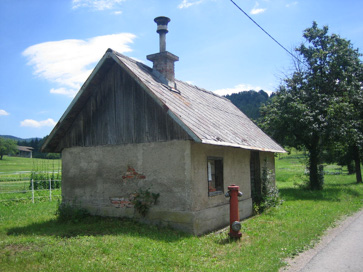 Vrh - Sušilnica za sadje pri hiši Vrh 20