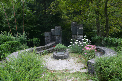 Hudajužna - Spomenik NOB
