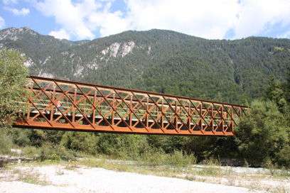 Belca - Železniški most zahodno od Podkluž