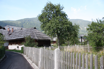 Kranjska Gora - Gospodarsko poslopje pri hiši Podbreg 1