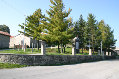 Pregarje - Spomenik NOB