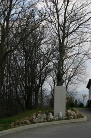 Pregarje - Spomenik Rudiju Mahniču-Brkincu