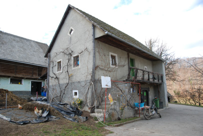 Škarnice - Kašča na domačiji Škarnice 18