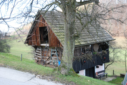 Škarnice - Hram na domačiji Škarnice 18