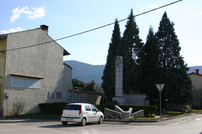 Renče - Spomenik odporu