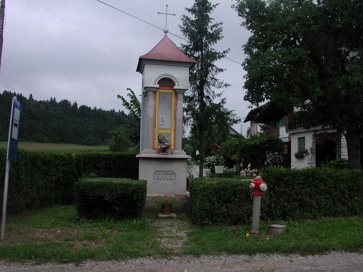 Ponova vas - Kapelica na severovzhodnem delu vasi