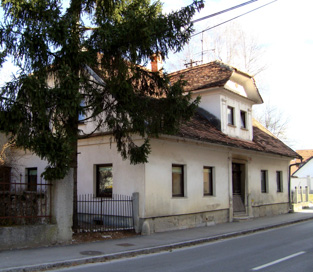 Mengeš - Hiša Trdinov trg 16