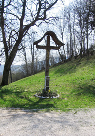 Zgornje Koseze - Znamenje pod vasjo