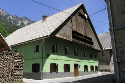Dovje - Hiša Dovje 42