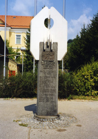 Raka - Spomenik padlim v NOB