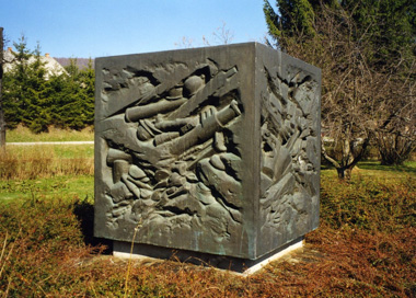 Senovo - Spomenik rudarskim rodovom