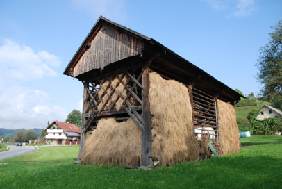 Gavce - Kozolec na domačiji Gavce 25