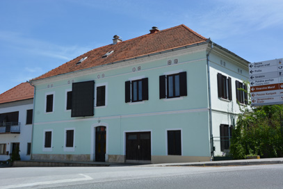 Bistrica ob Sotli - Hiša Bistrica ob Sotli 12 z vrtom