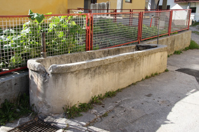 Rateče - Napajalno korito v severovzhodnem delu vasi
