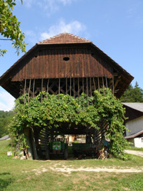Kamenica - Štihov kozolec