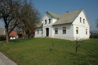 Straža pri Šentrupertu - Domačija Straža 19