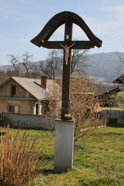 Krašce - Razpelo v jugozahodnem delu vasi