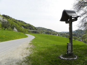 Peče - Razpelo med Goričanami in Pečami