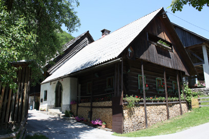 Studor v Bohinju - Domačija Studor 40