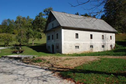 Pečine - Domačija Pečine 53
