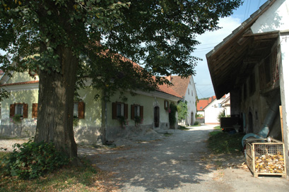 Ljubljana - Domačija Španova pot 8