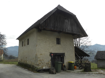 Selo nad Laškim - Kašča na domačiji Selo nad Laškim 6