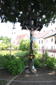 Mošnje - Križ ob župnijskem vrtu