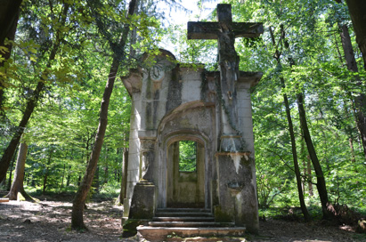 Zgornje Radvanje - Rossmanitova grobna kapela