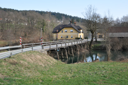 Dolenje Polje - Leseni most