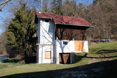 Črnova - Sušilnica za hmelj na domačiji Črnova 11